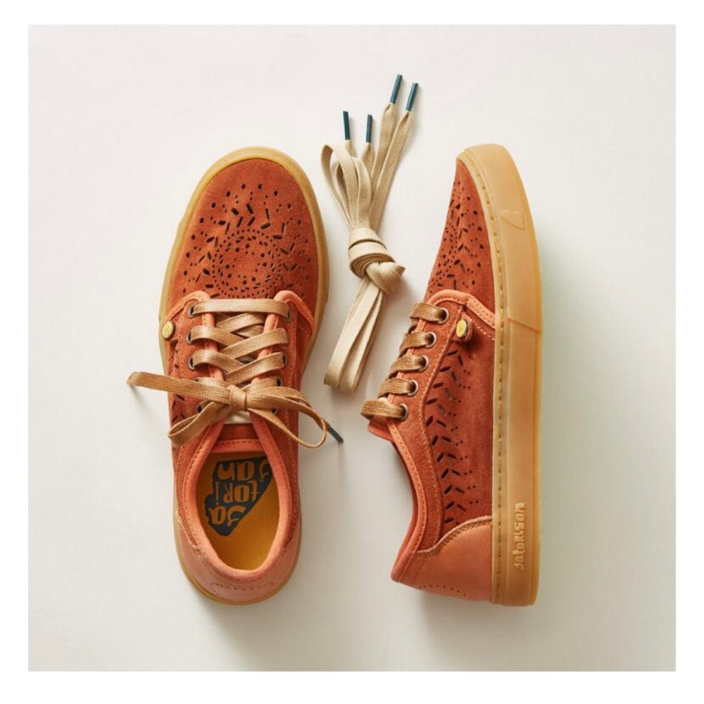 ISO Heisei Suede Lasercut Sneakers
